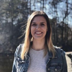 Meet your Posher, Laura